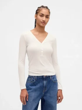 Gjennomsiktig ribbet Henley-T-skjorte