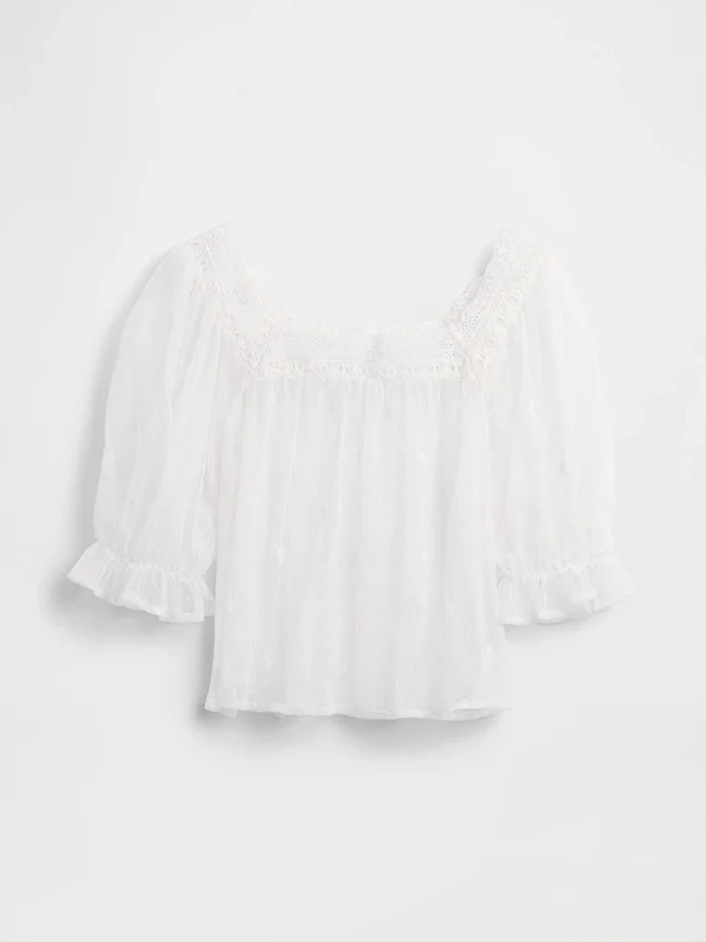 Gjennomsiktig topp i brodert tyll