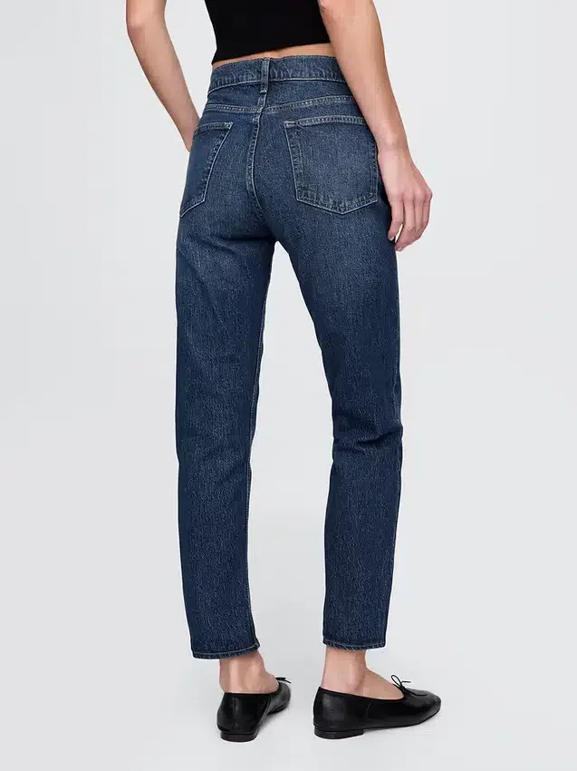 High Rise Cheeky Straight Jeans
