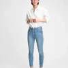 High Rise True Skinny-Jeans med skjulte, utjevnende lommer