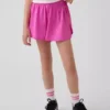 Hurtigtørkende løpeshorts med sommerfuglkant for barn