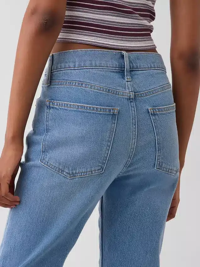 Høytaljede, slanke, rette cropped-Jeans i 90-tallsstil
