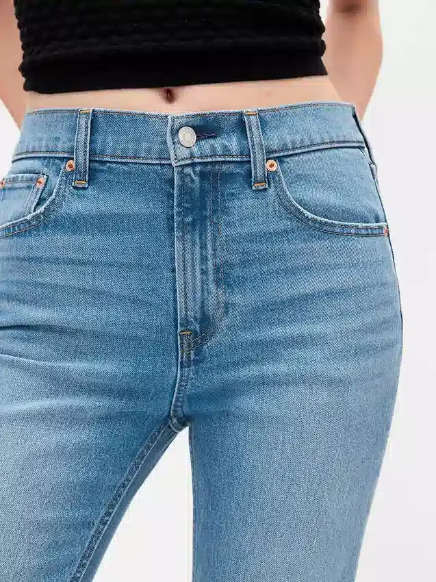 Høytaljede, slanke, rette cropped-Jeans i 90-tallsstil