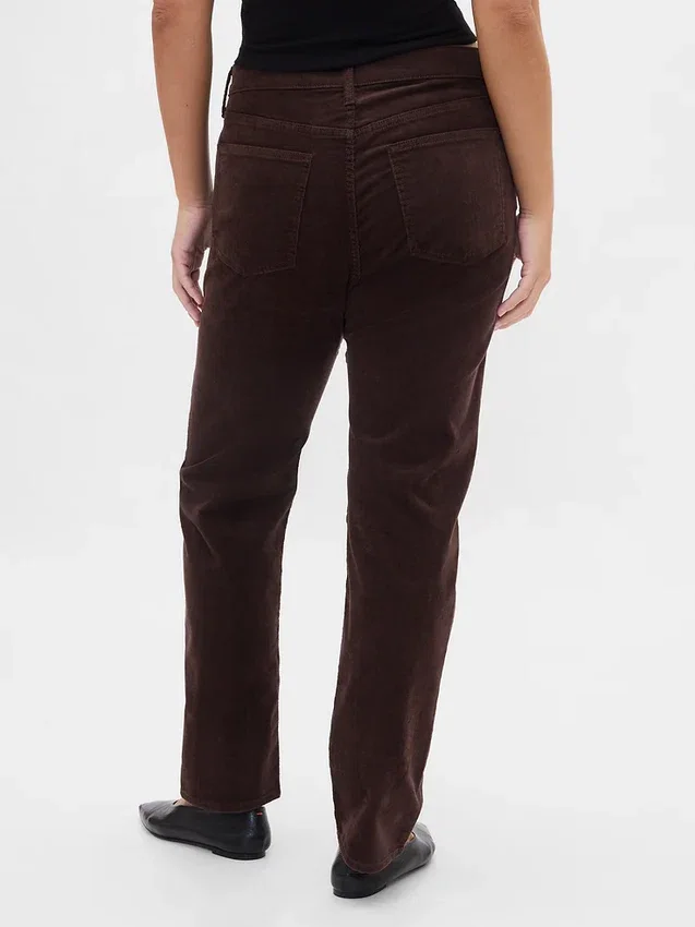 Høytaljede, smale, rette jeans i kordfløyel i 90-tallsstil