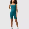 Ingrid og Isabel – kort aktiv jumpsuit for mammaklær