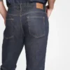 Jeans med atletisk, avsmalnende passform