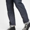 Jeans med atletisk, avsmalnende passform
