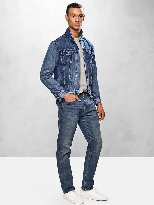 Jeans med atletisk, avsmalnende passform