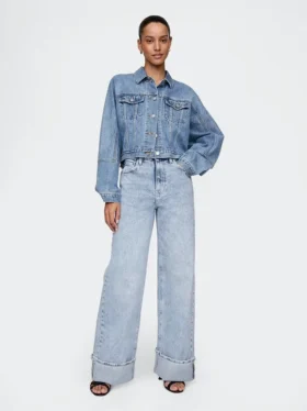 Jeans med høy midje, bredt ben og oppbrett