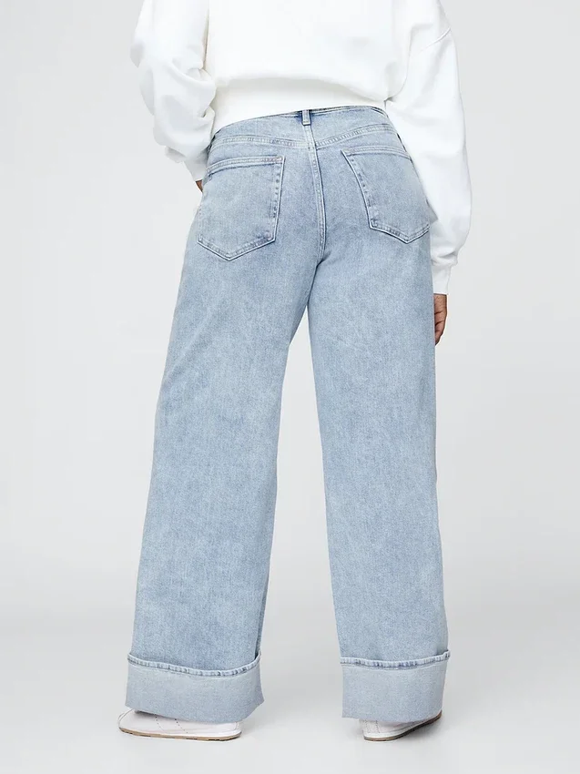 Jeans med høy midje, bredt ben og oppbrett