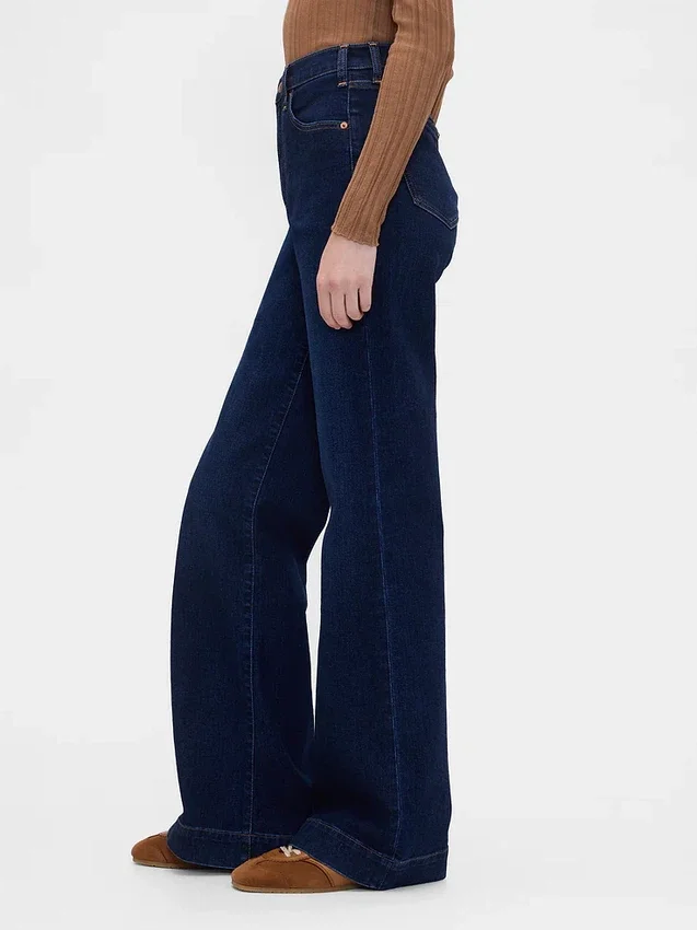 Jeans med høy midje og avslappet, utvidet ben