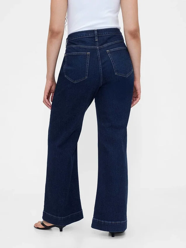 Jeans med høy midje og avslappet, utvidet ben