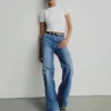Jeans med høy midje og avslappet, utvidet ben