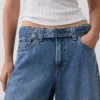 Jeans med høy midje og belte i «barrel culotte»-modell
