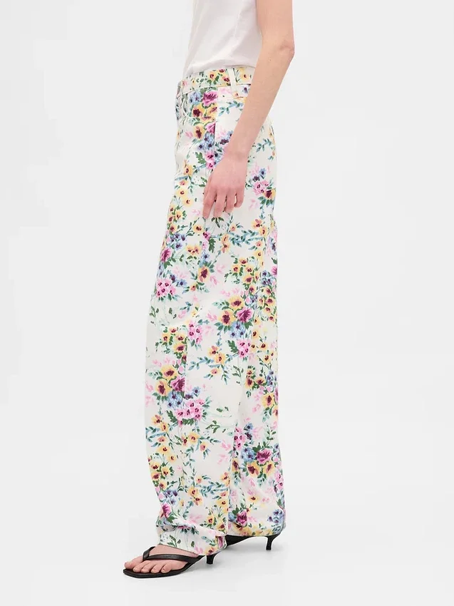 Jeans med høy midje og blomstermønster