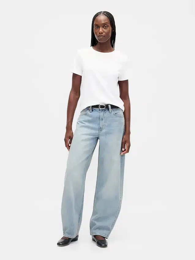 Jeans med høy midje og bred benform