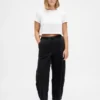 Jeans med høy midje og bred benform