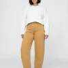 Jeans med høy midje og bred benform