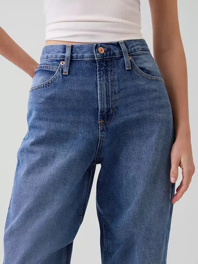 Jeans med høy midje og bred benform