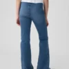Jeans med høy midje og kryssende ben for barn