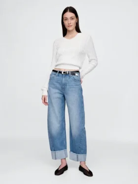 Jeans med høy midje og oppbrettede ben