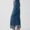 Jeans med høy midje og oppbrettede ben