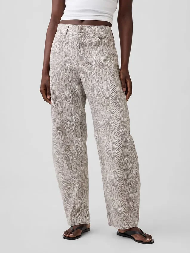 Jeans med høy midje og slangemønster