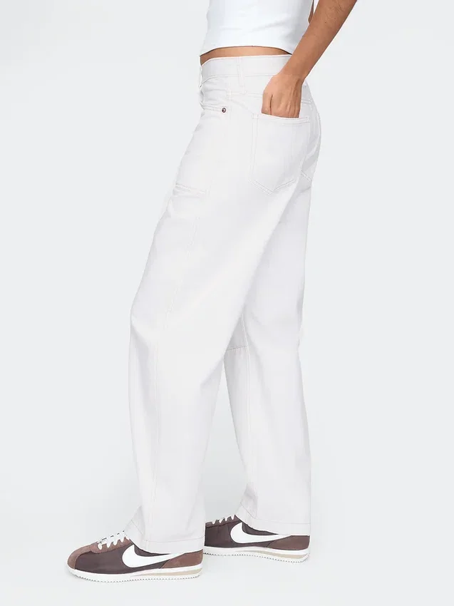 Jeans med høy midje og tønneformet snitt