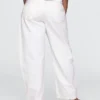 Jeans med høy midje og tønneformet snitt