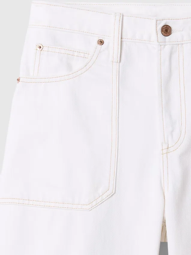 Jeans med høy midje og tønneformet snitt