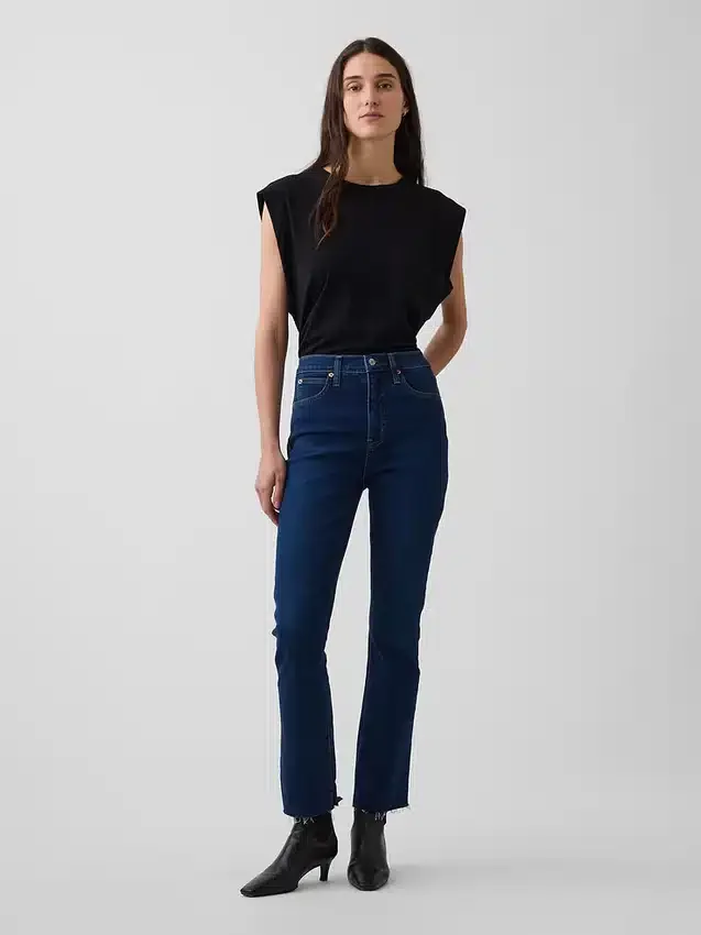 Jeans med høy midje og utvidet ben
