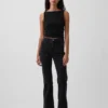 Jeans med høy midje og utvidet ben i 70-tallsstil