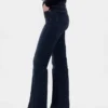 Jeans med høy midje og utvidet ben i 70-tallsstil