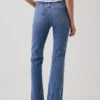 Jeans med høy midje og utvidet ben i 70-tallsstil