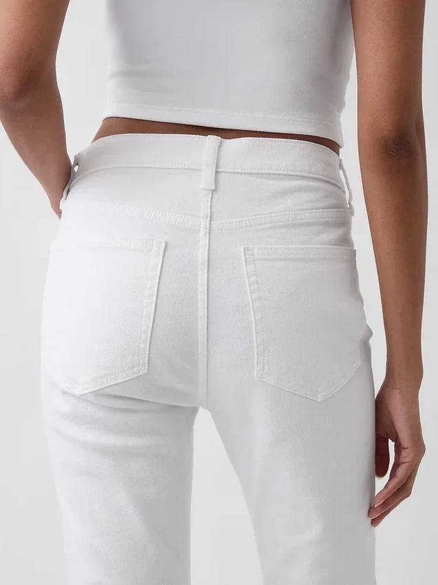 Jeans med høy midje og utvidet ben i 70-tallsstil