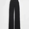 Jeans med høy midje og vid benbredde