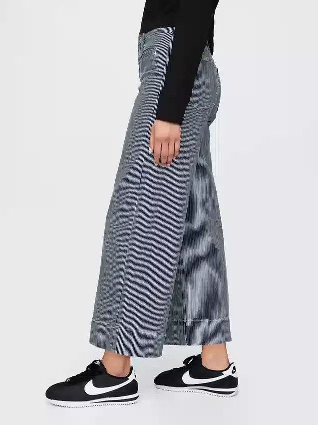 Jeans med høy midje, vid benvidde og ankelengde