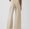 Jeans med høy midje, vid benvidde og ankelengde