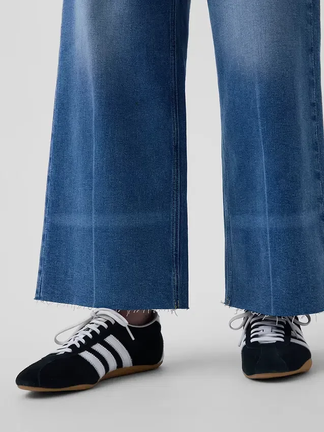 Jeans med høy midje, vid benvidde og ankelengde