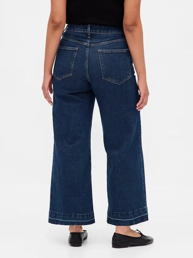 Jeans med høy midje, vid benvidde og ankellengde for kurvete kropper