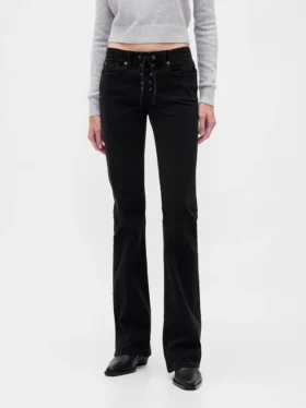 Jeans med lav midje, lang og slank passform og snøring
