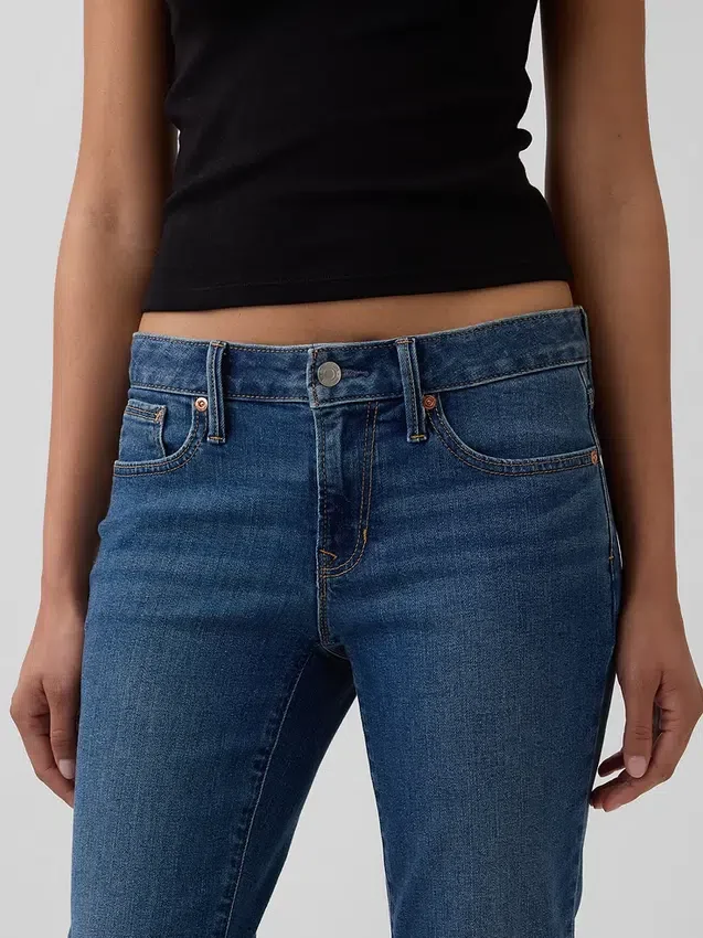 Jeans med lav midje, lange og smale