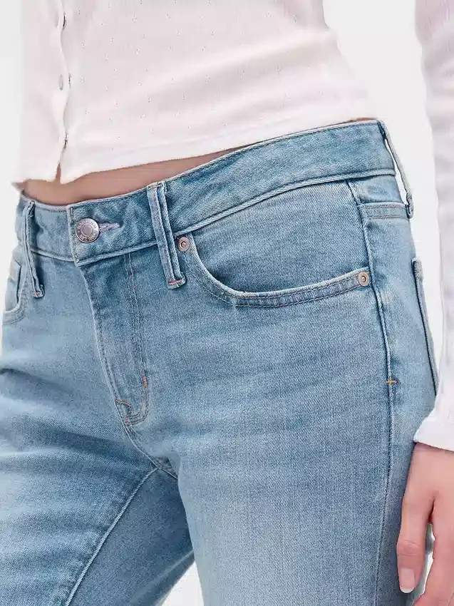 Jeans med lav midje, lange og smale