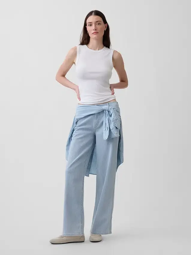 Jeans med lav midje og løs passform i 90-tallsstil