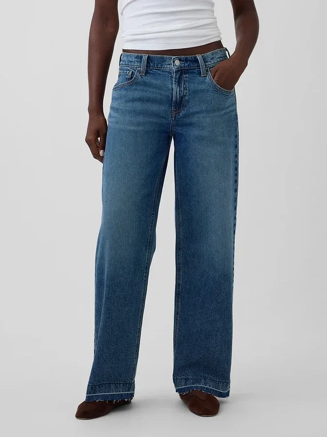 Jeans med lav midje og løs passform i 90-tallsstil