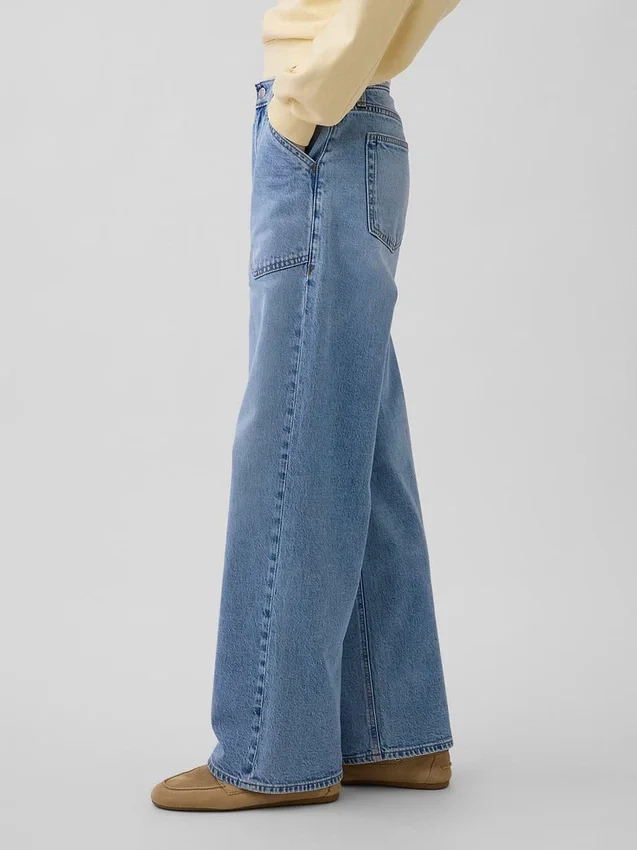 Jeans med lav midje og løs passform i 90-tallsstil
