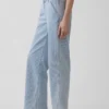 Jeans med lav midje og løs passform i 90-tallsstil
