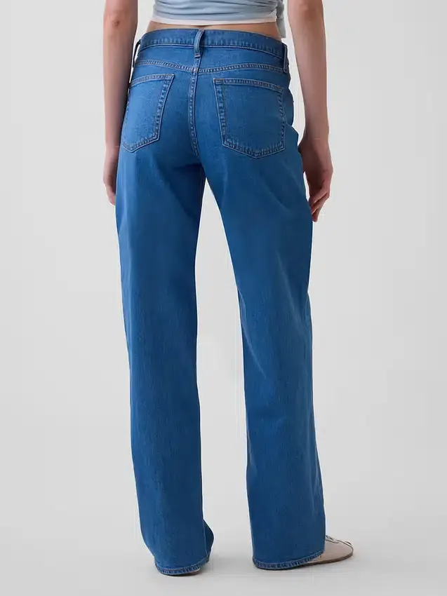 Jeans med lav midje og løs passform i 90-tallsstil