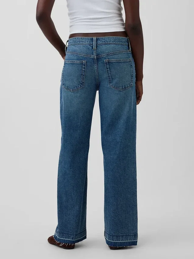 Jeans med lav midje og løs passform i 90-tallsstil