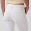Jeans med lav midje og løs passform i 90-tallsstil